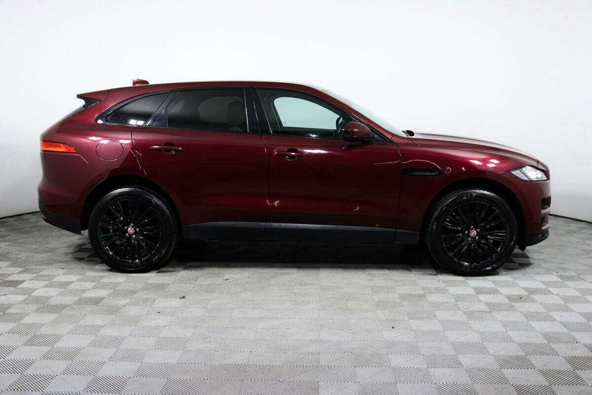 Jaguar F-Pace