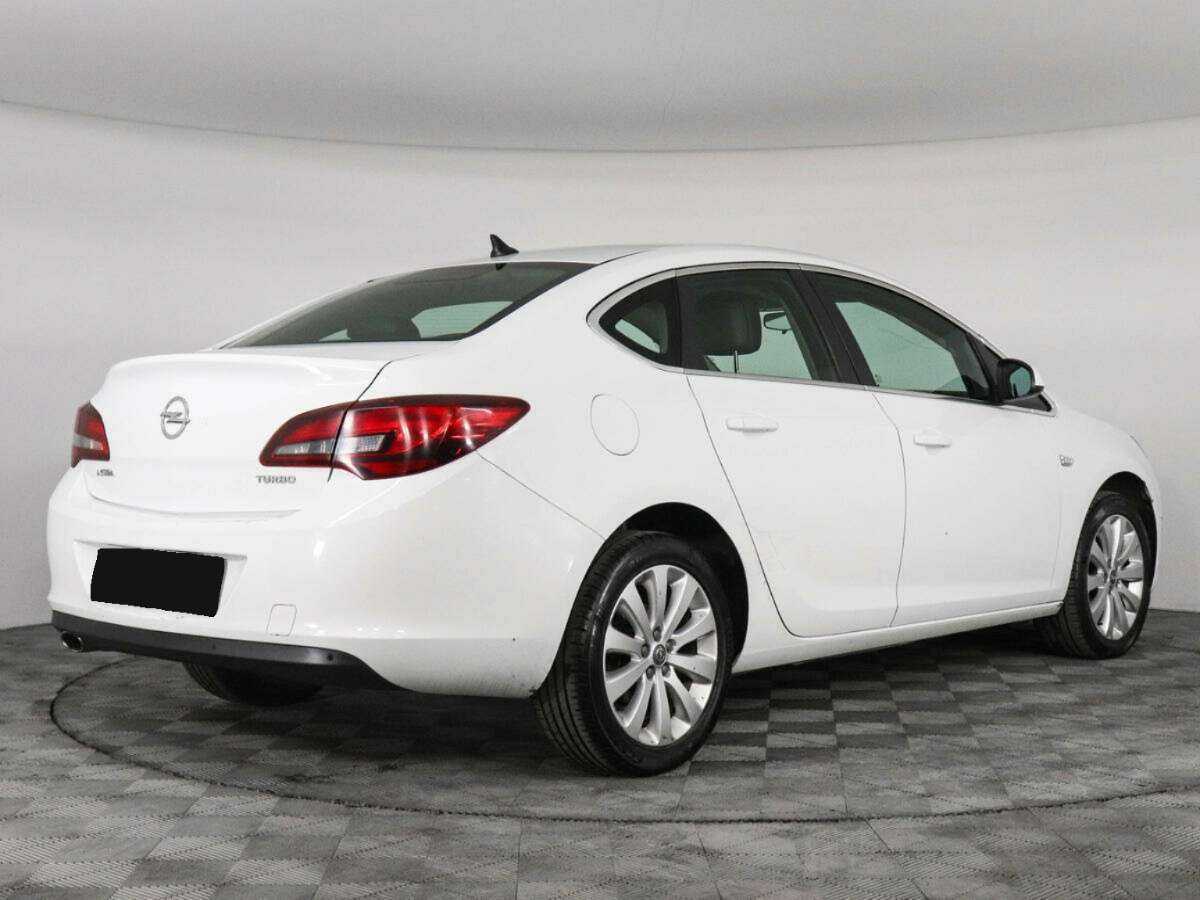 Opel Astra 2014