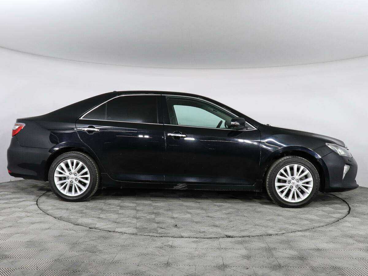 Toyota Camry 2015