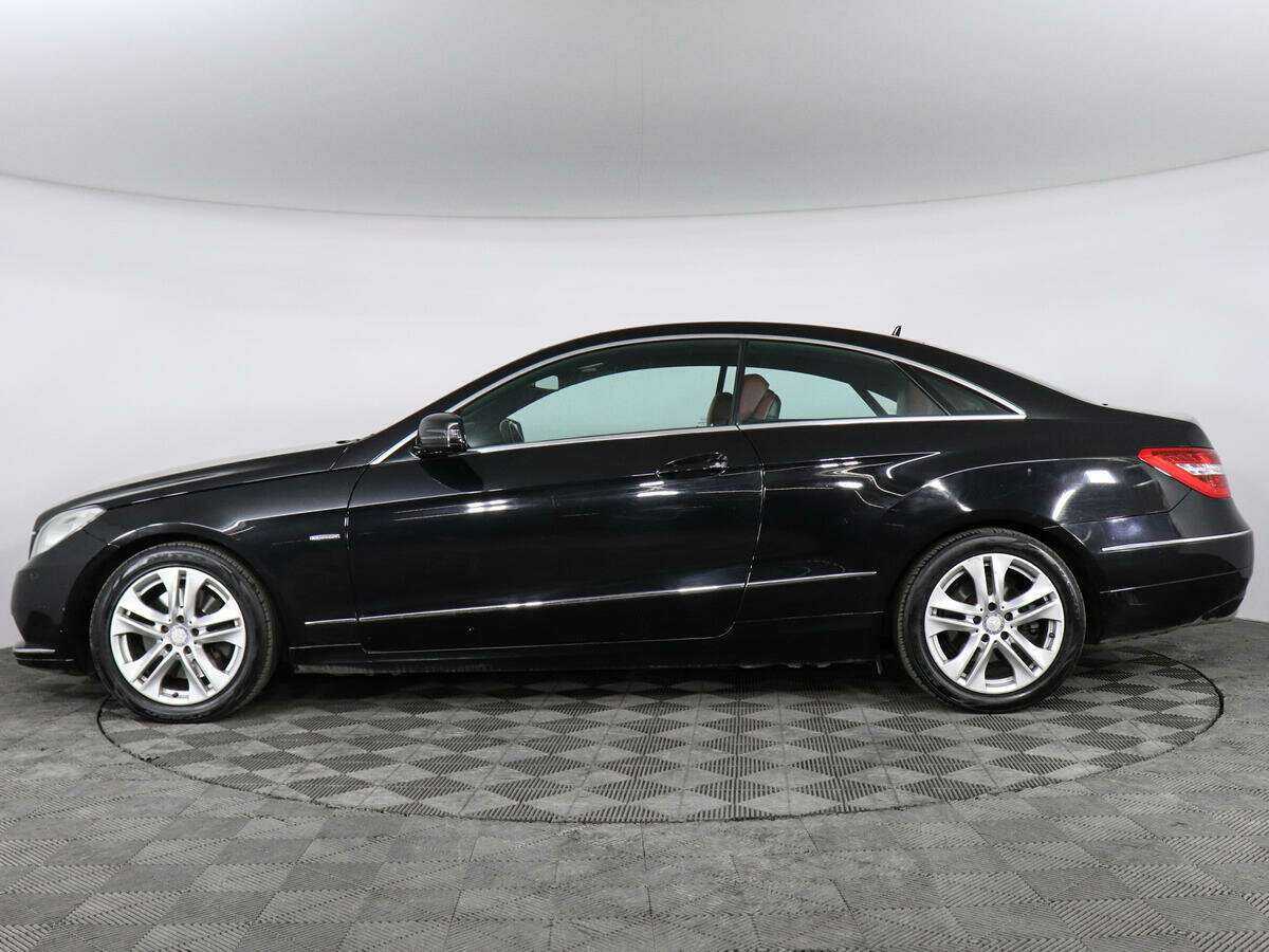 Mercedes-Benz E-Класс 2011