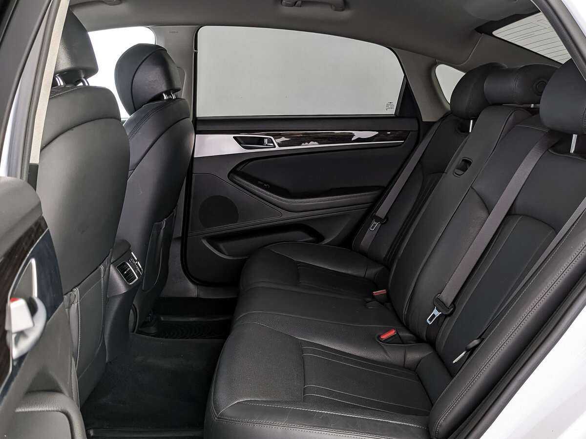 Genesis G80 2017