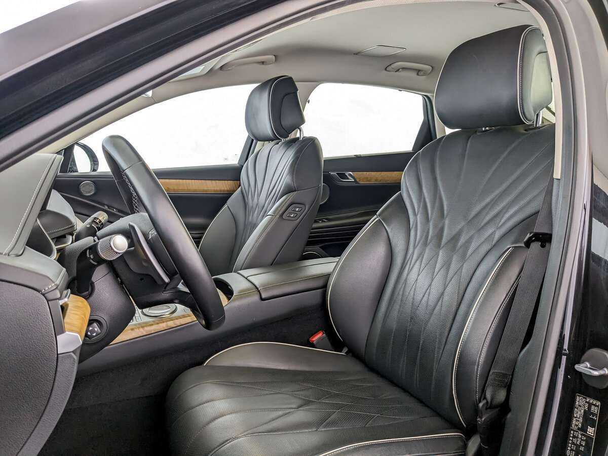 Genesis G80 2021