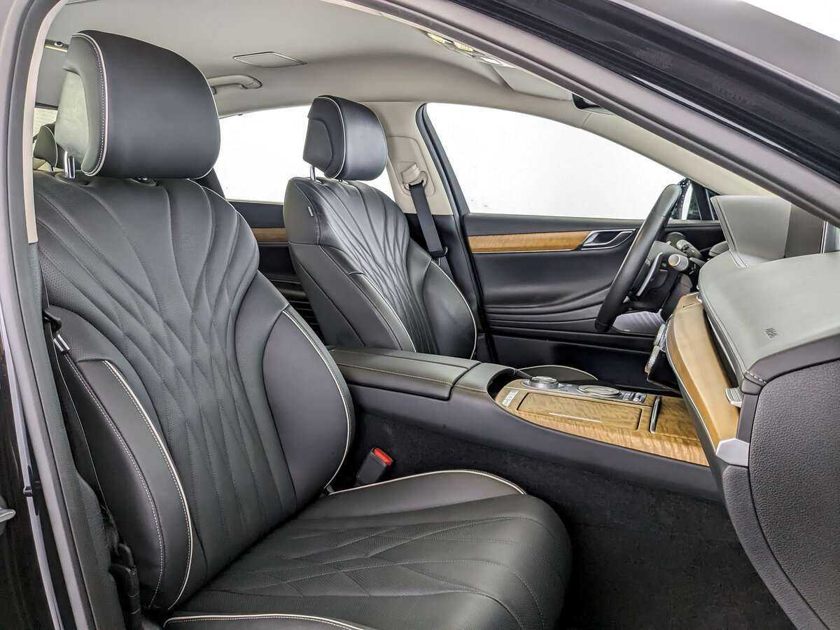 Genesis G80 2021