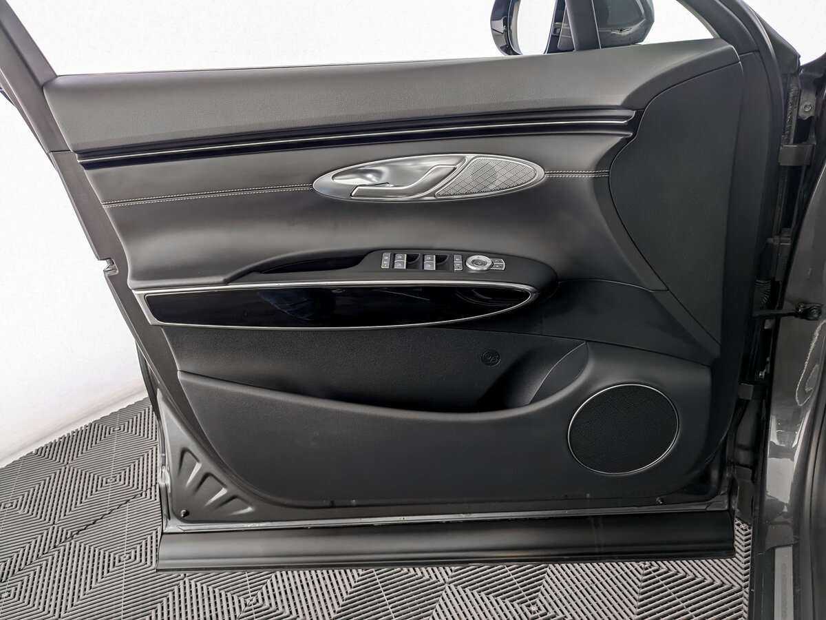 Genesis GV70 2021