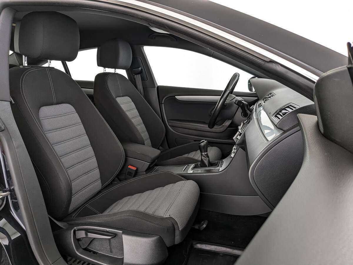 Volkswagen Passat CC 2012