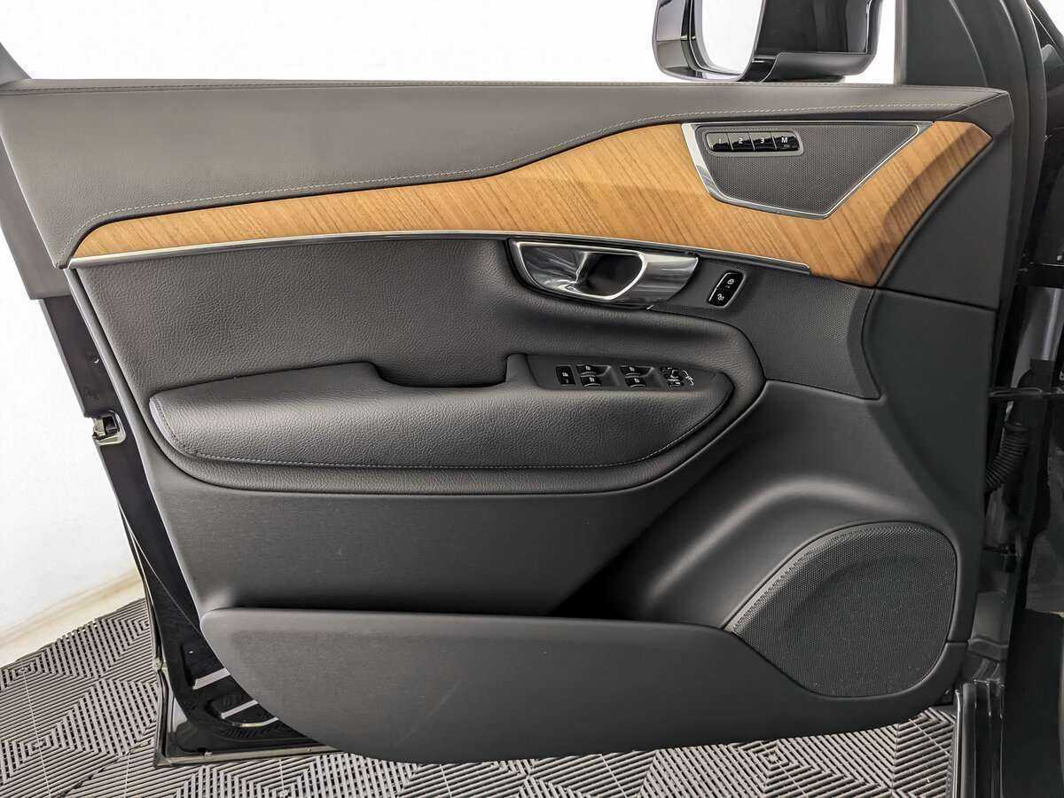 Volvo XC90 2021