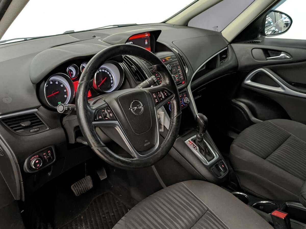 Opel Zafira 2014