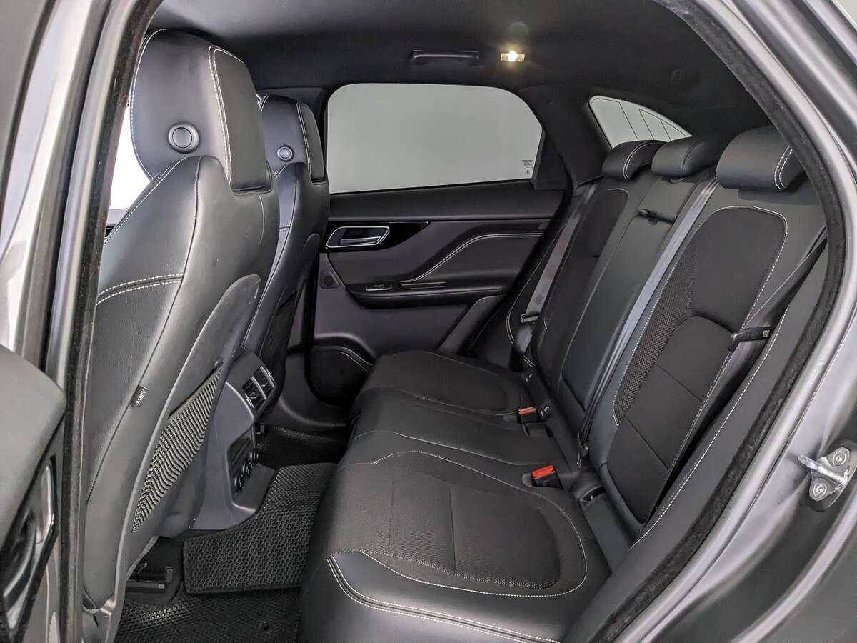 Jaguar F-Pace 2019