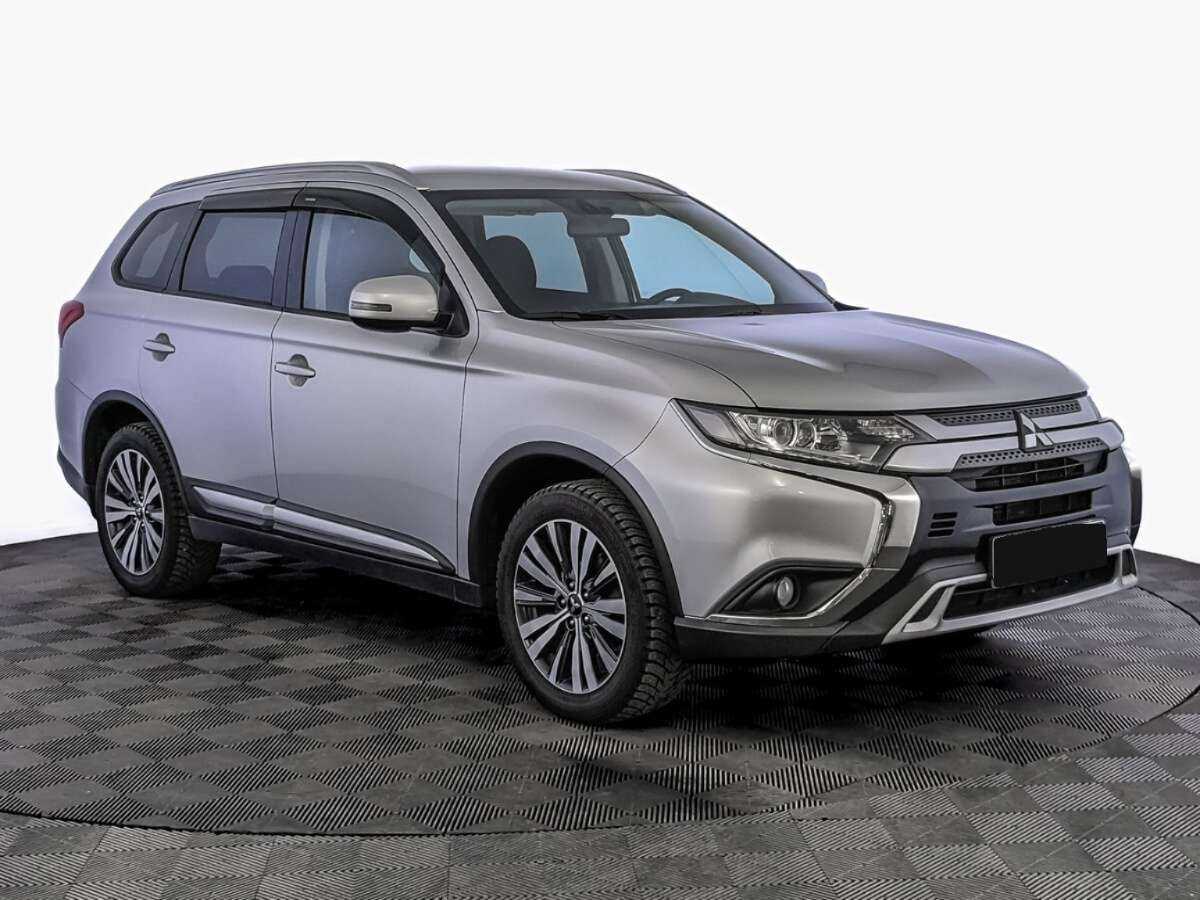 Mitsubishi Outlander 2020