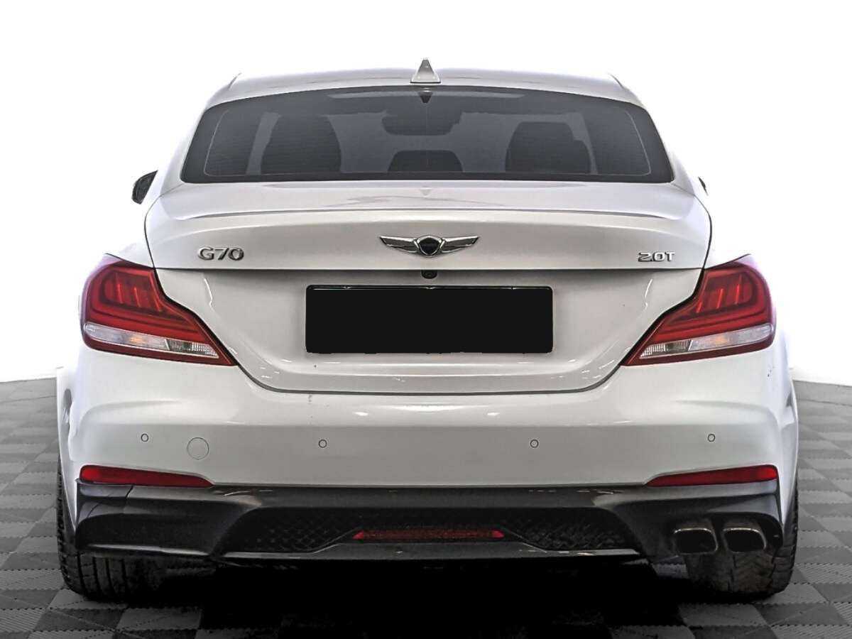 Genesis G70