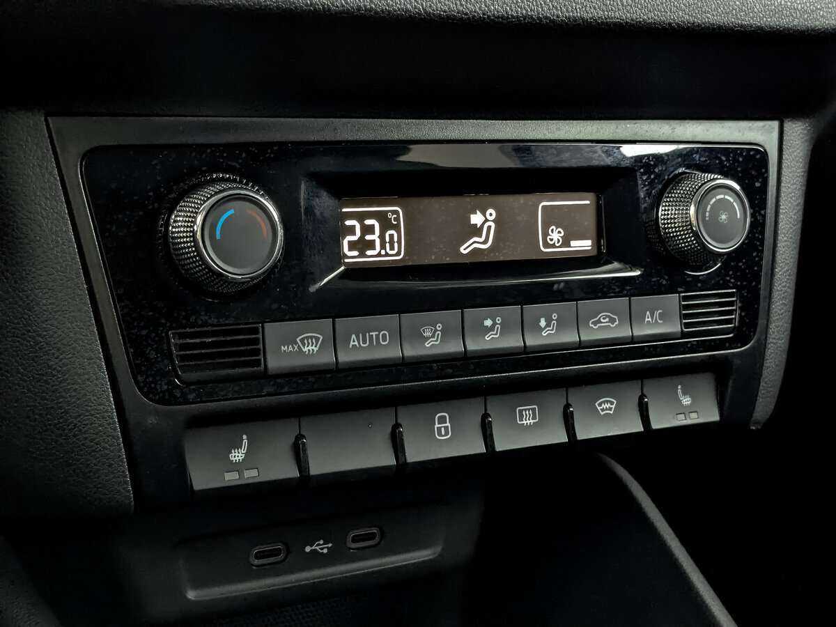 Skoda Rapid 2021
