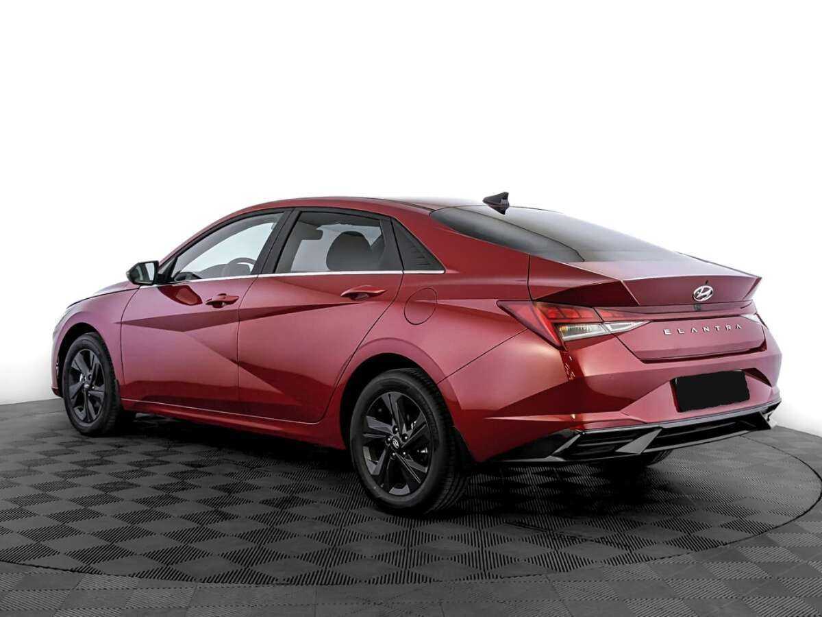 Hyundai Elantra 2022