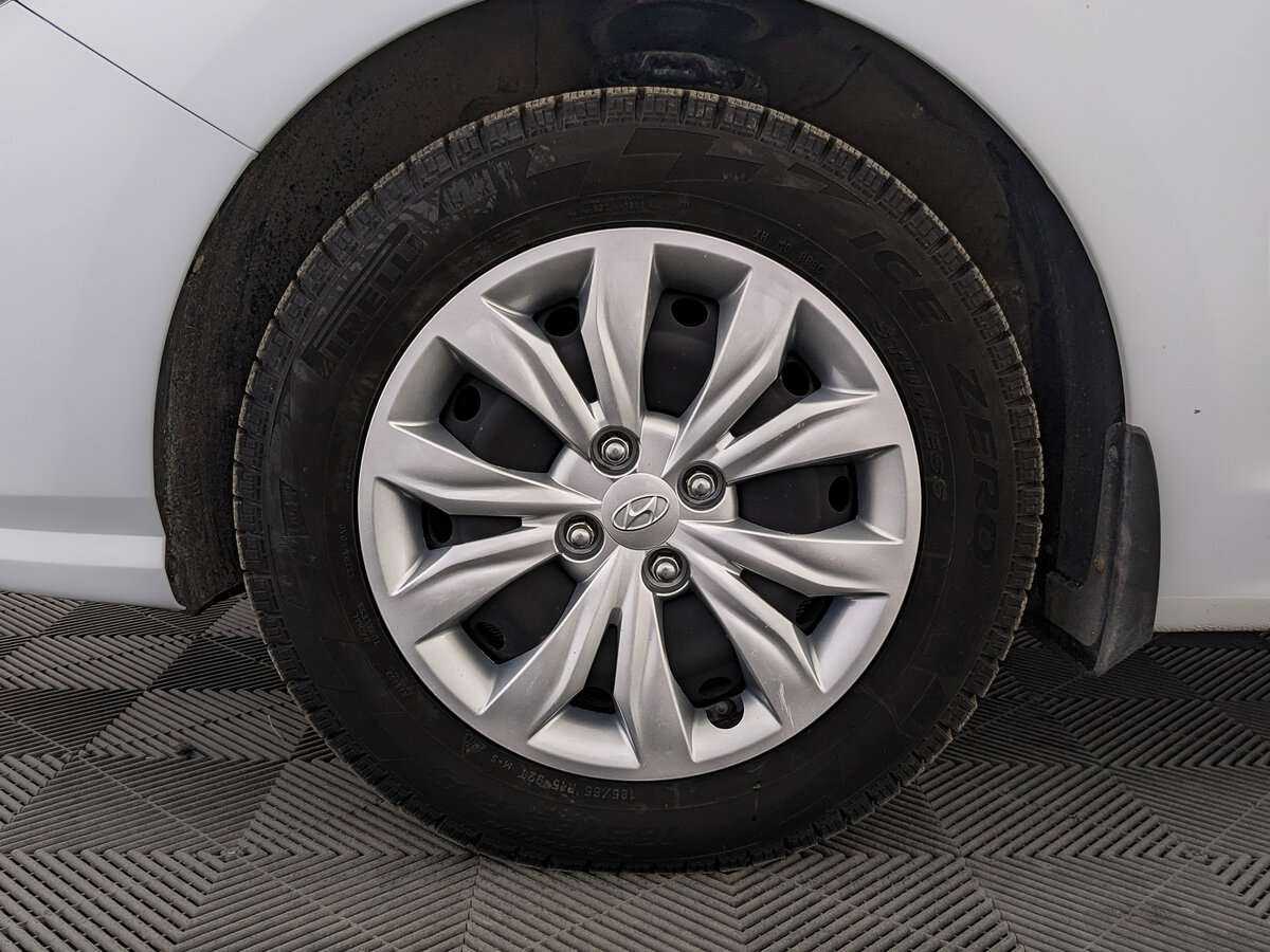 Hyundai Solaris 2020