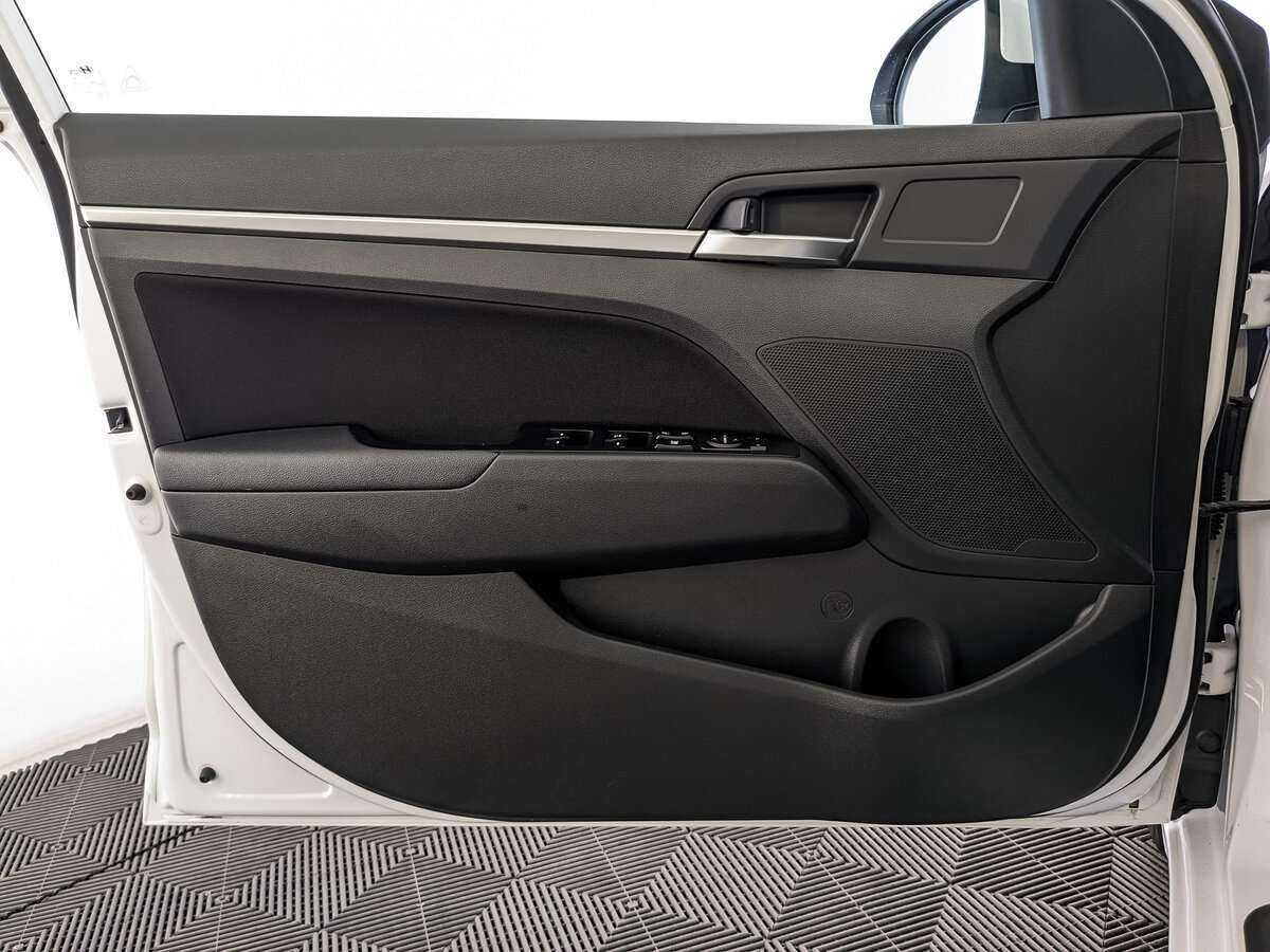 Hyundai Elantra 2020