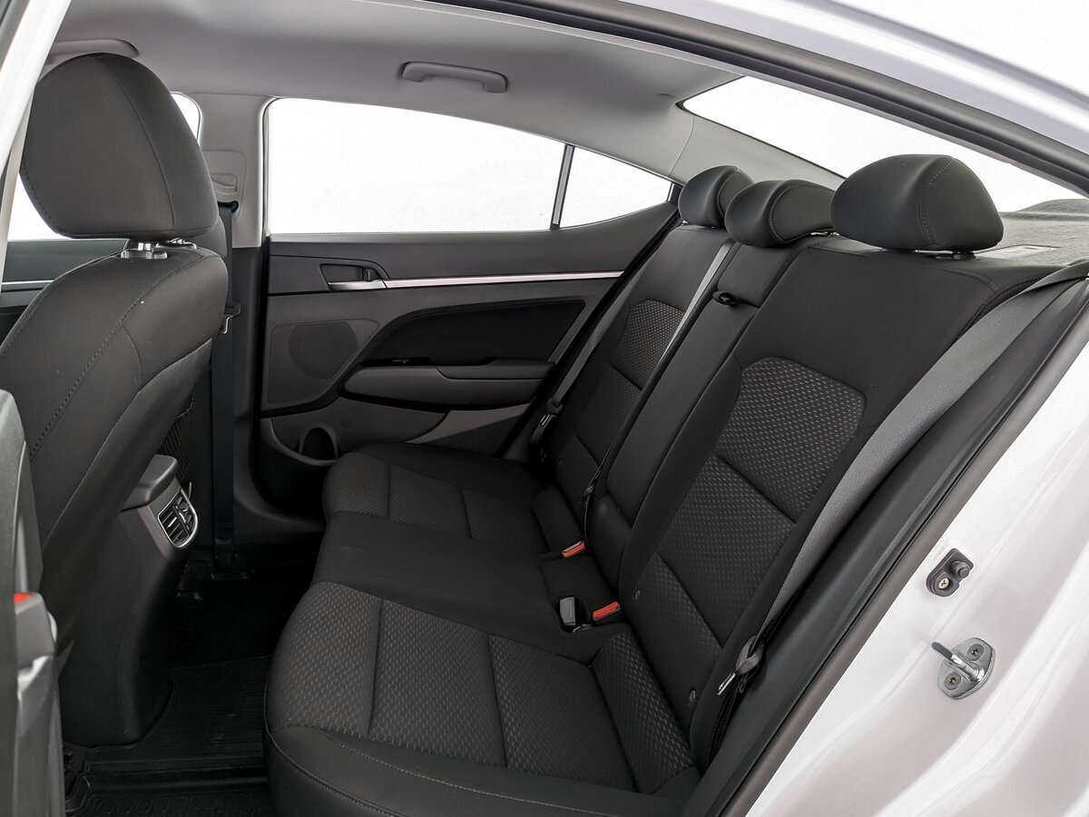 Hyundai Elantra 2020