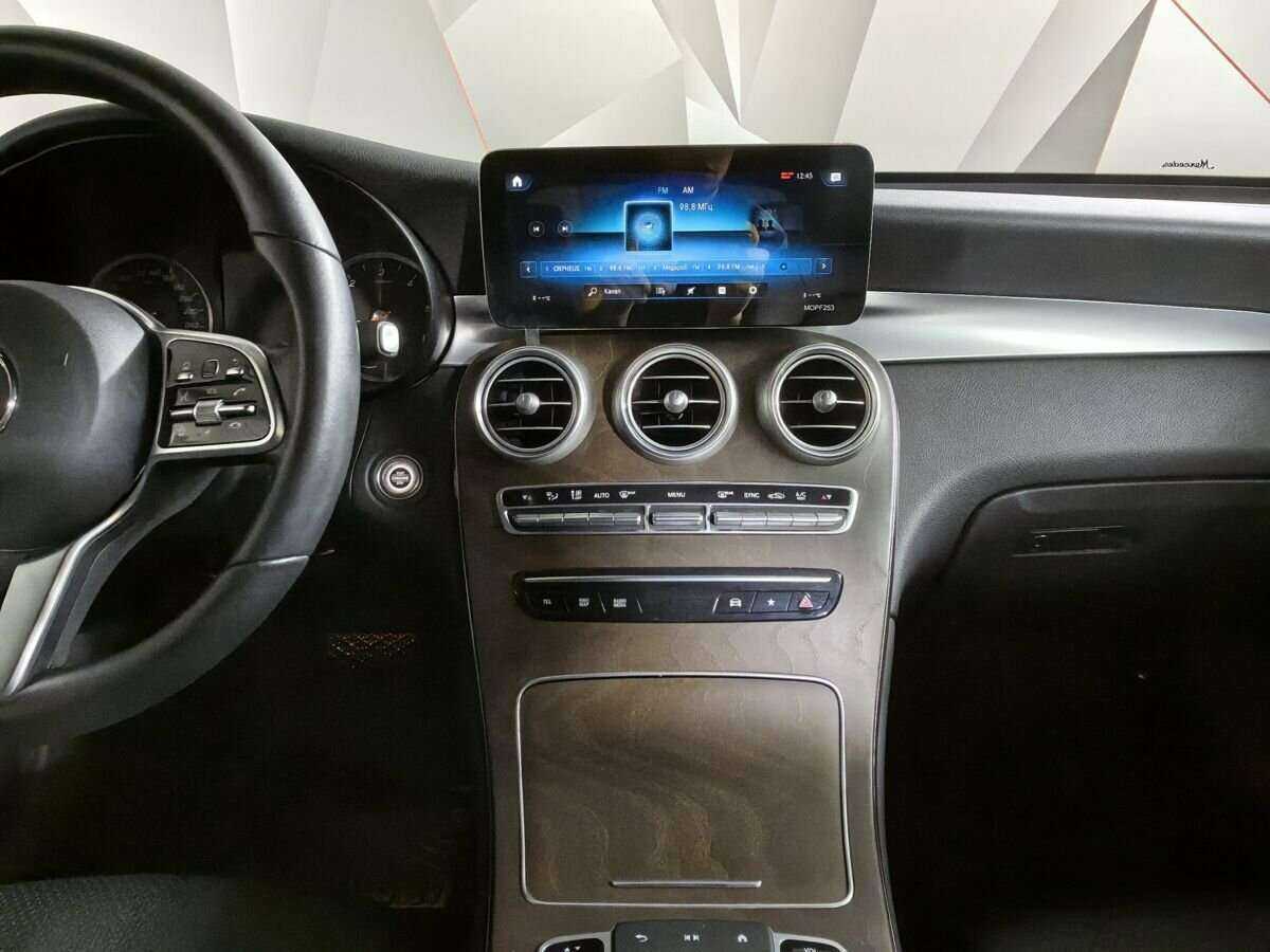 Mercedes-Benz GLC 2021