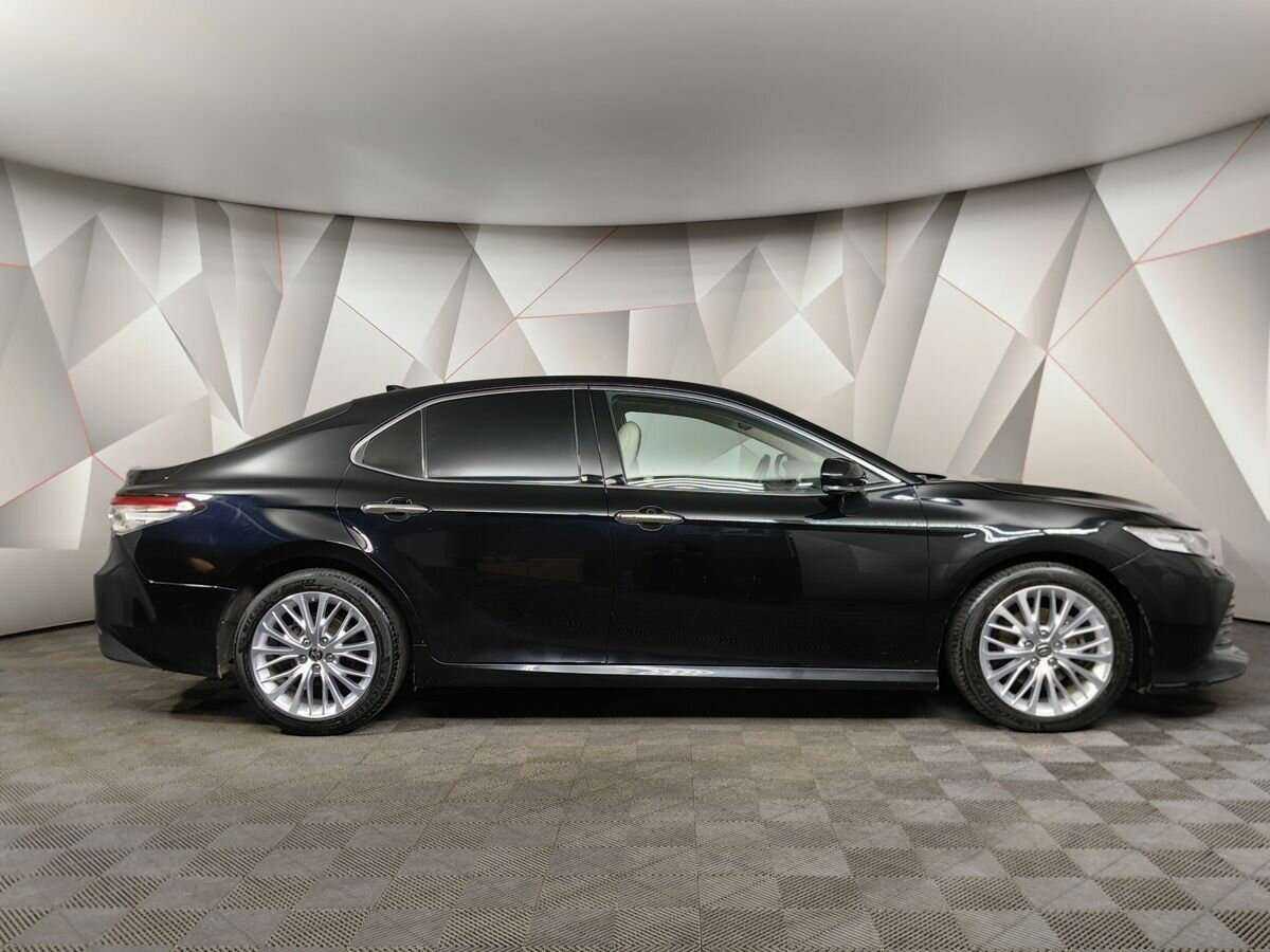 Toyota Camry 2020