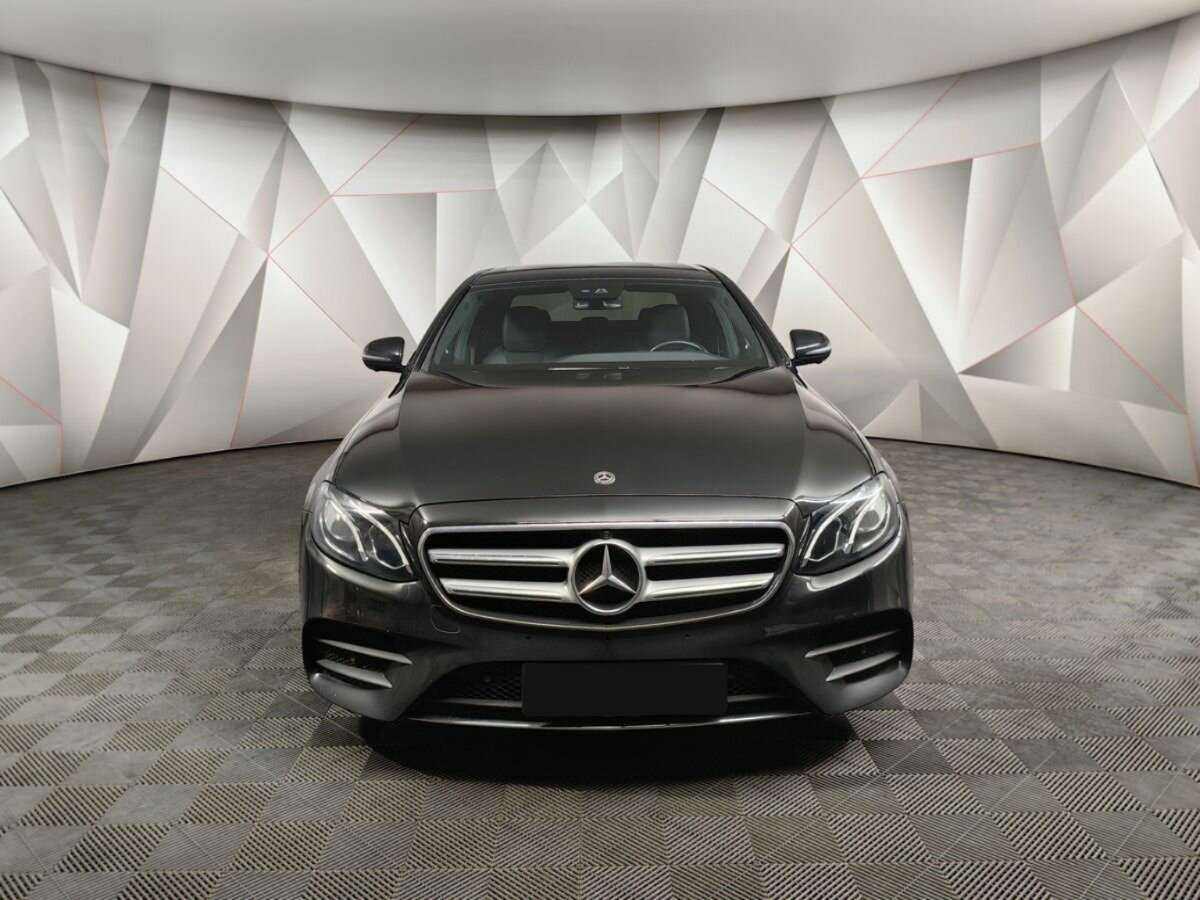 Mercedes-Benz E-Класс 2017