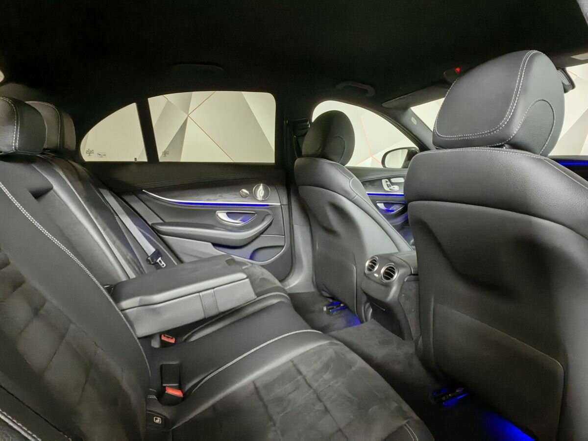 Mercedes-Benz E-Класс 2017