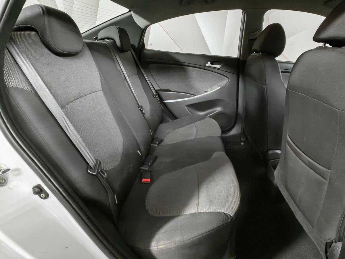 Hyundai Solaris 2013