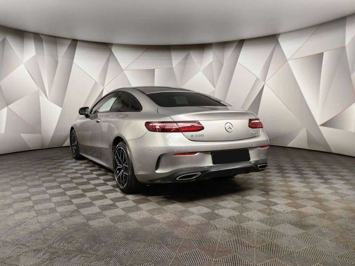 Mercedes-Benz E-Класс