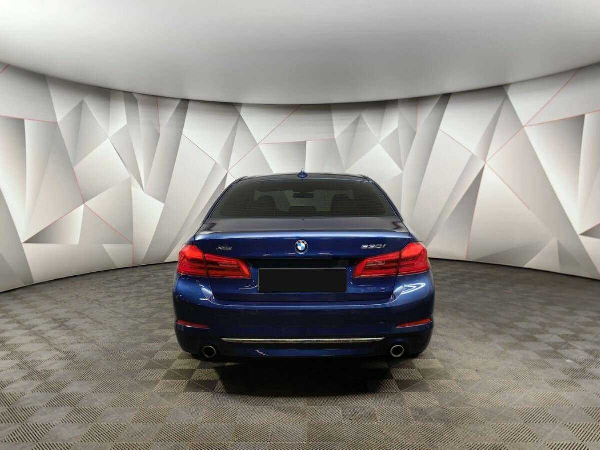 BMW 5 серии 2017