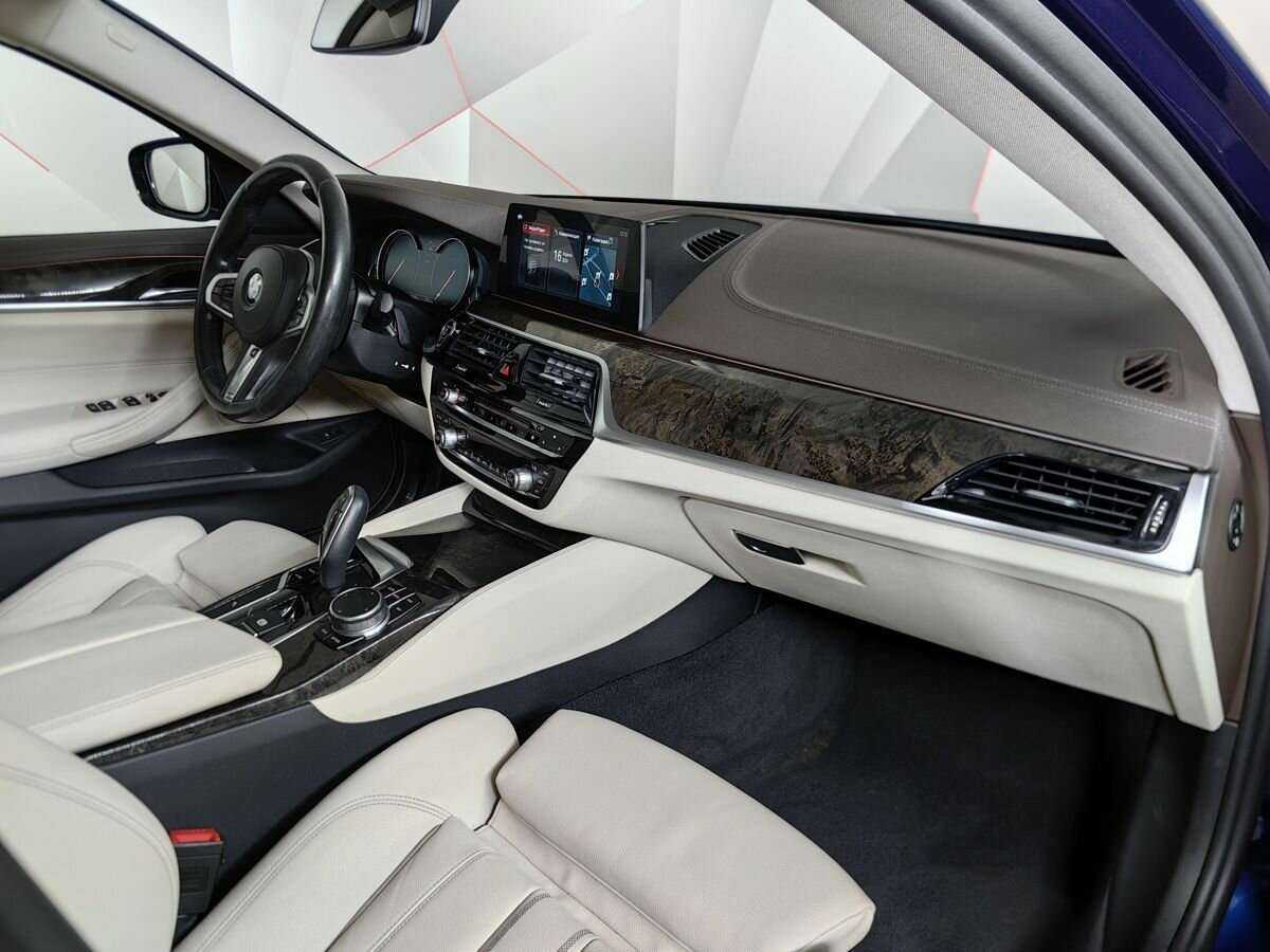 BMW 5 серии 2017