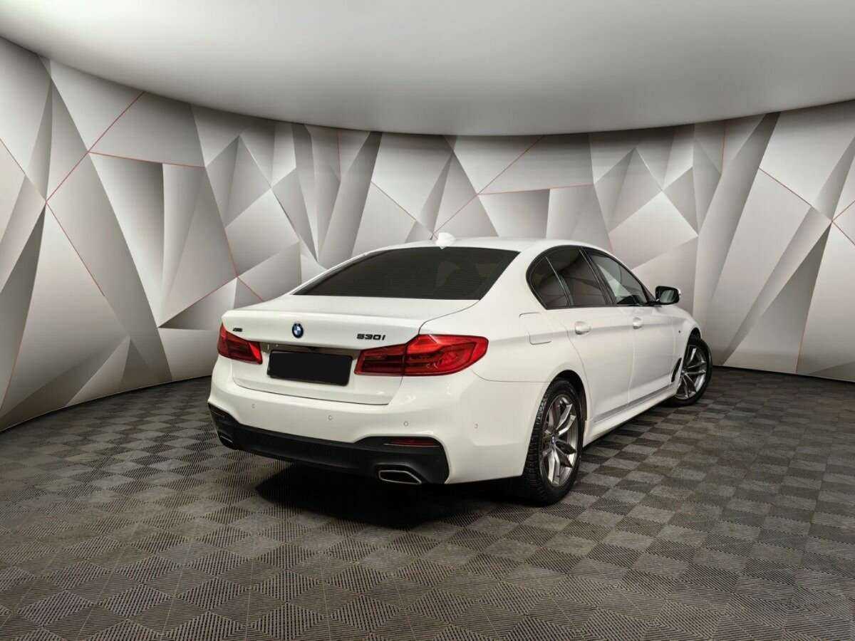 BMW 5 серии 2019