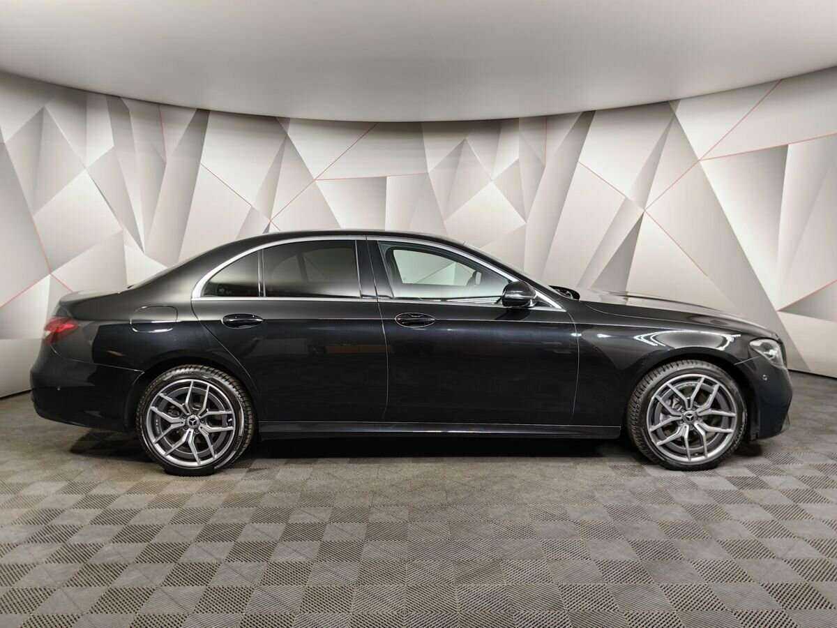 Mercedes-Benz E-Класс 2021