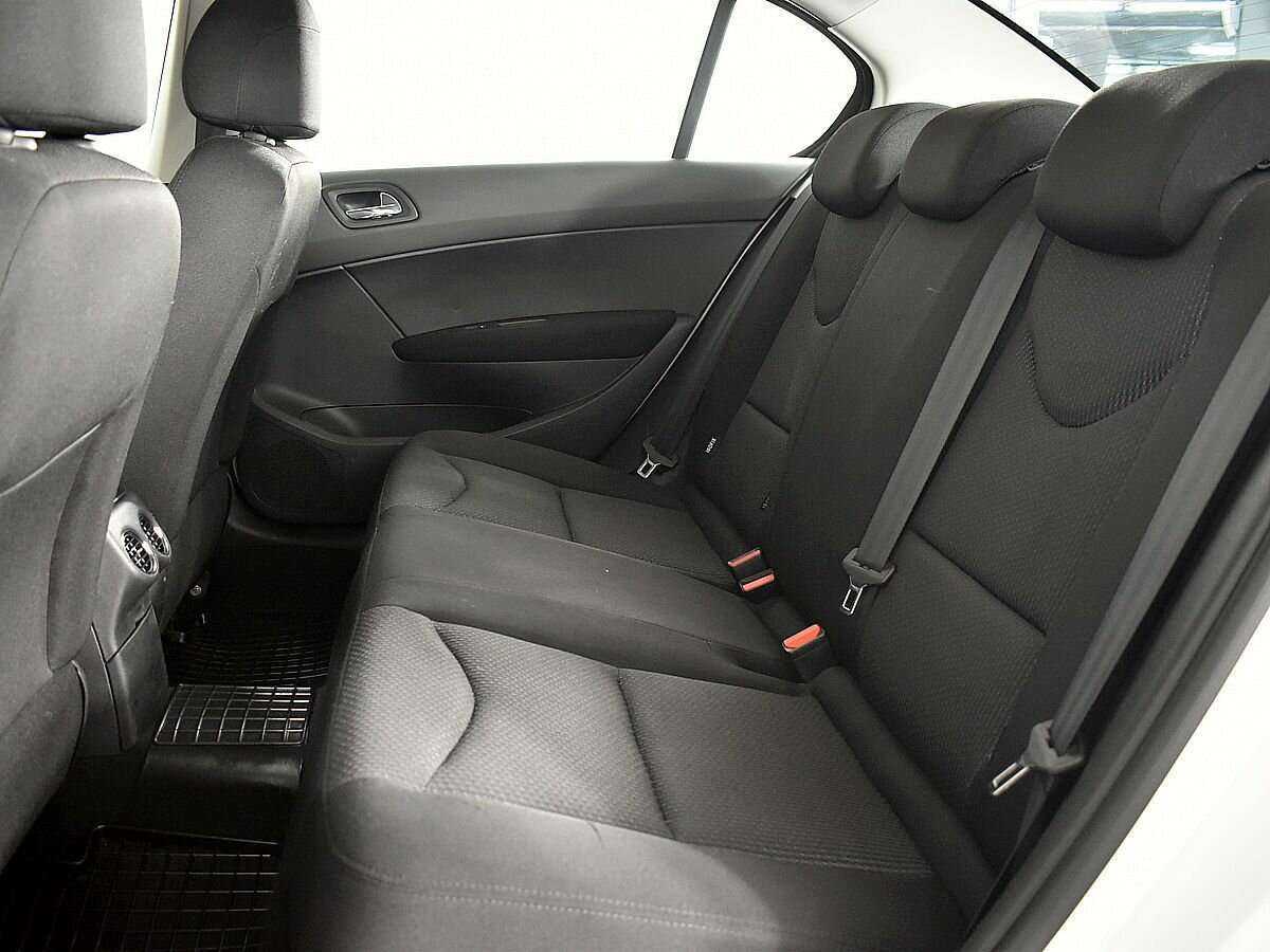 Peugeot 408 2013