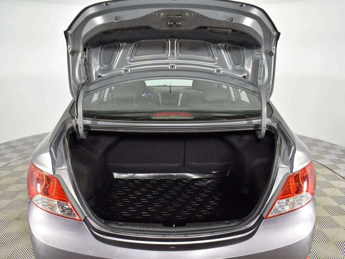 Hyundai Solaris 2013