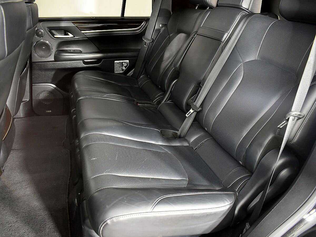 Lexus LX 2016