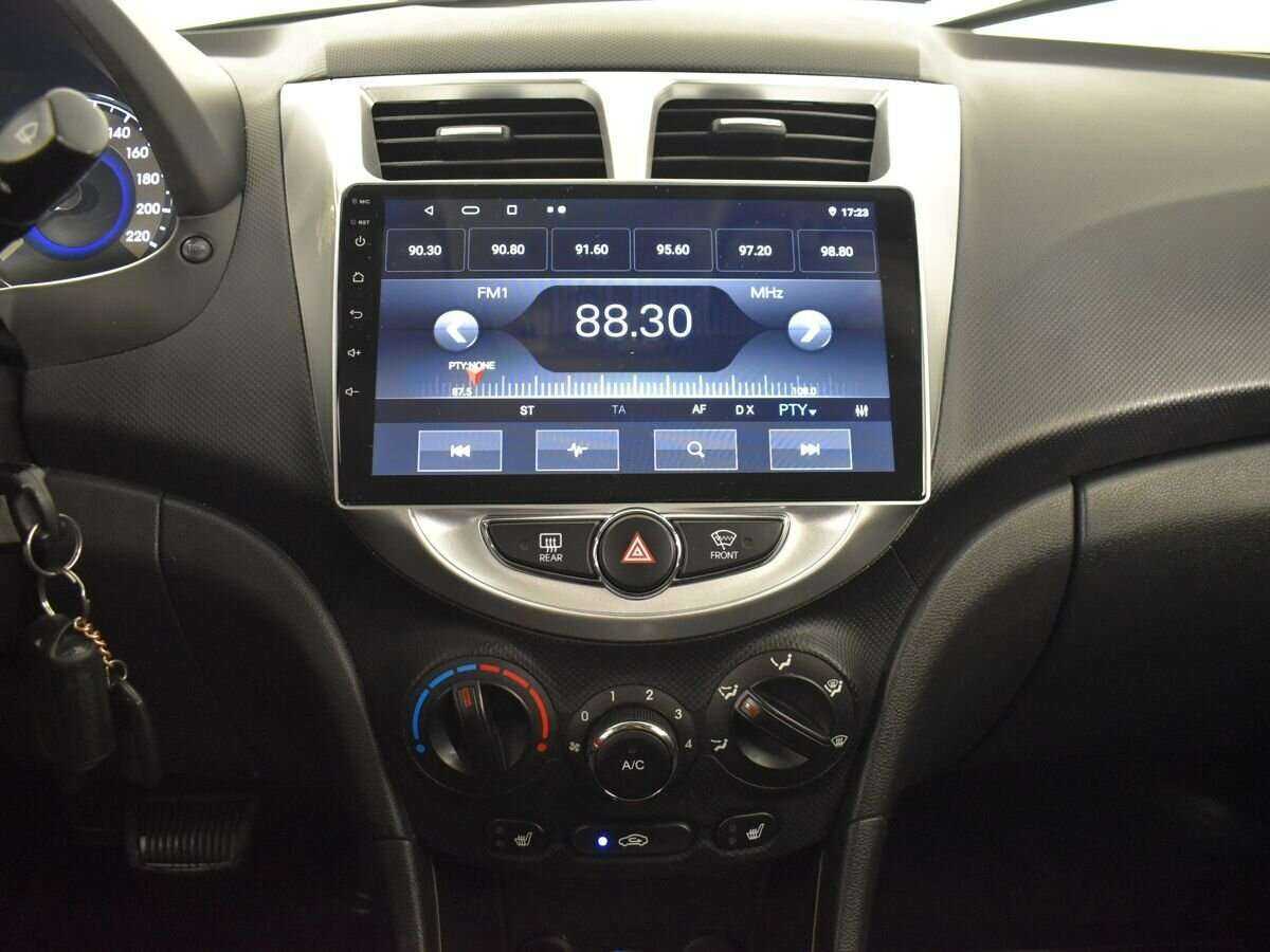 Hyundai Solaris 2012