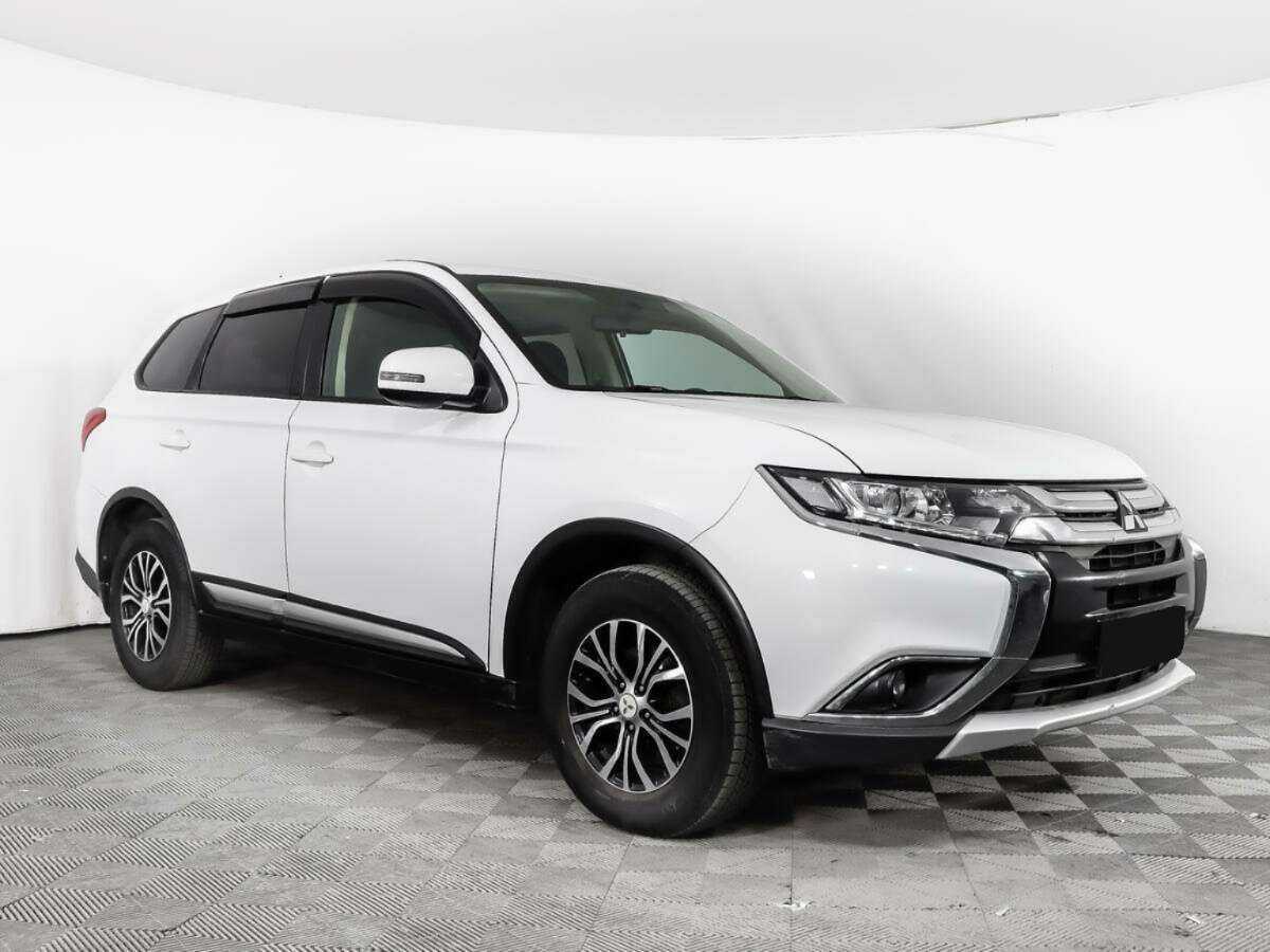 Mitsubishi Outlander 2016