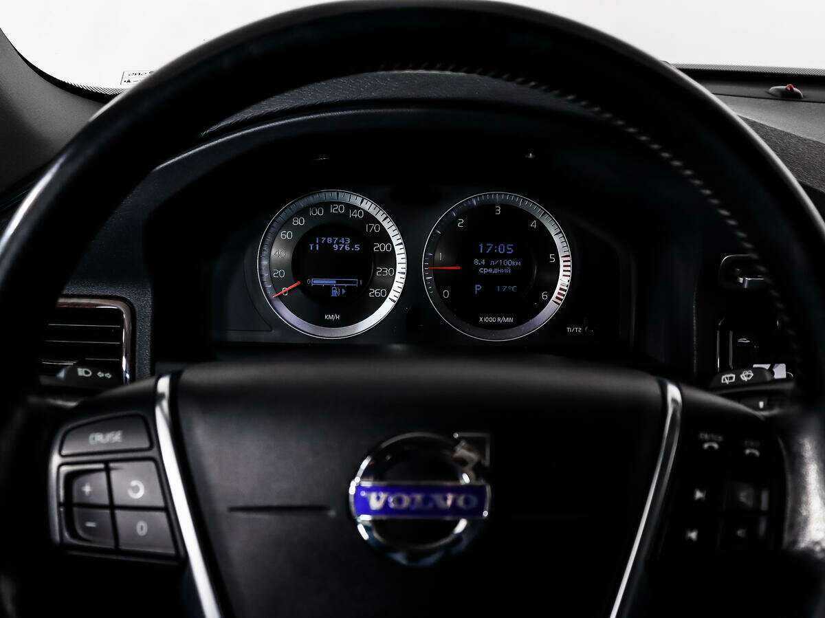 Volvo XC70 2010