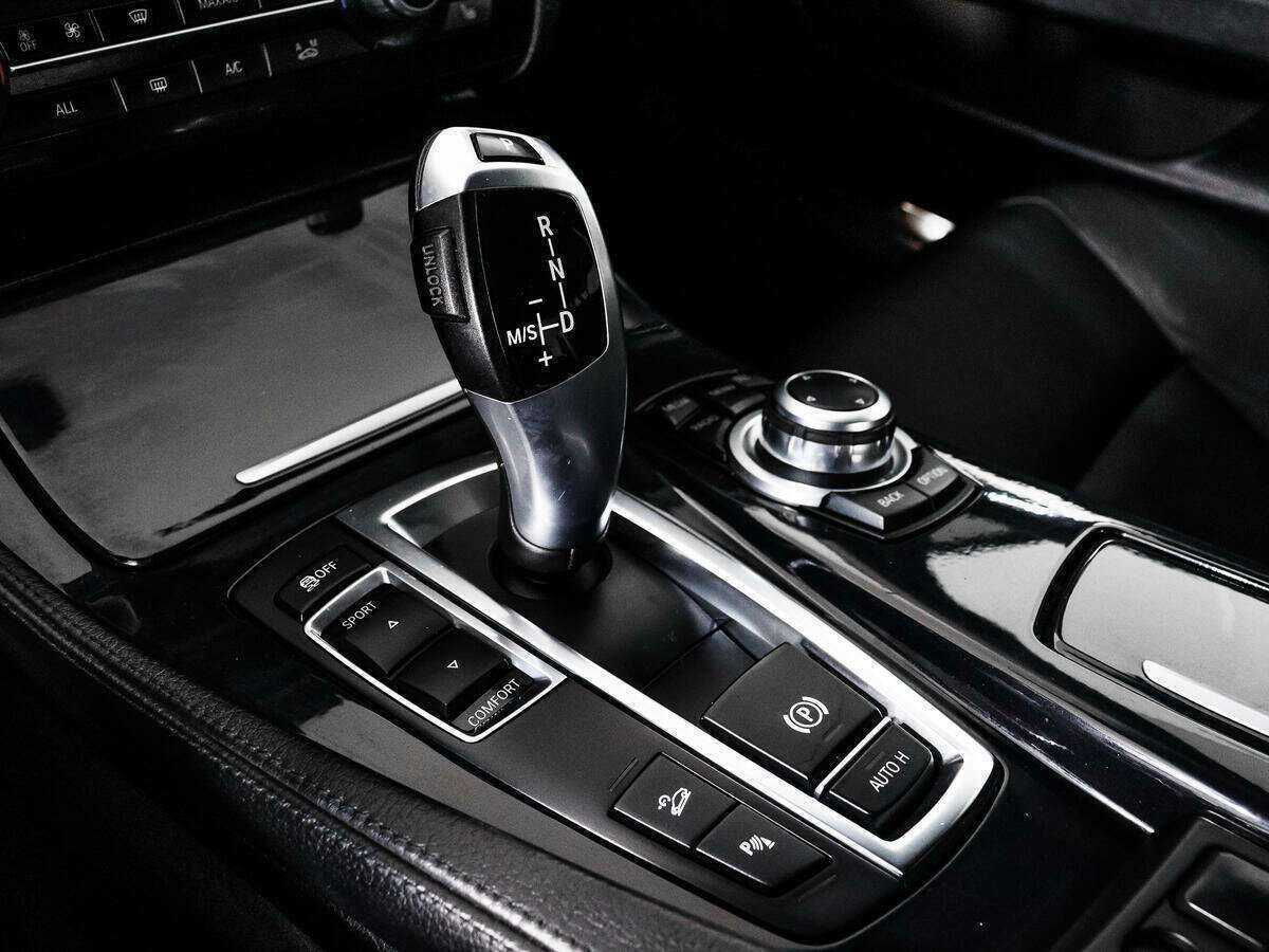 BMW 5 серии 2013