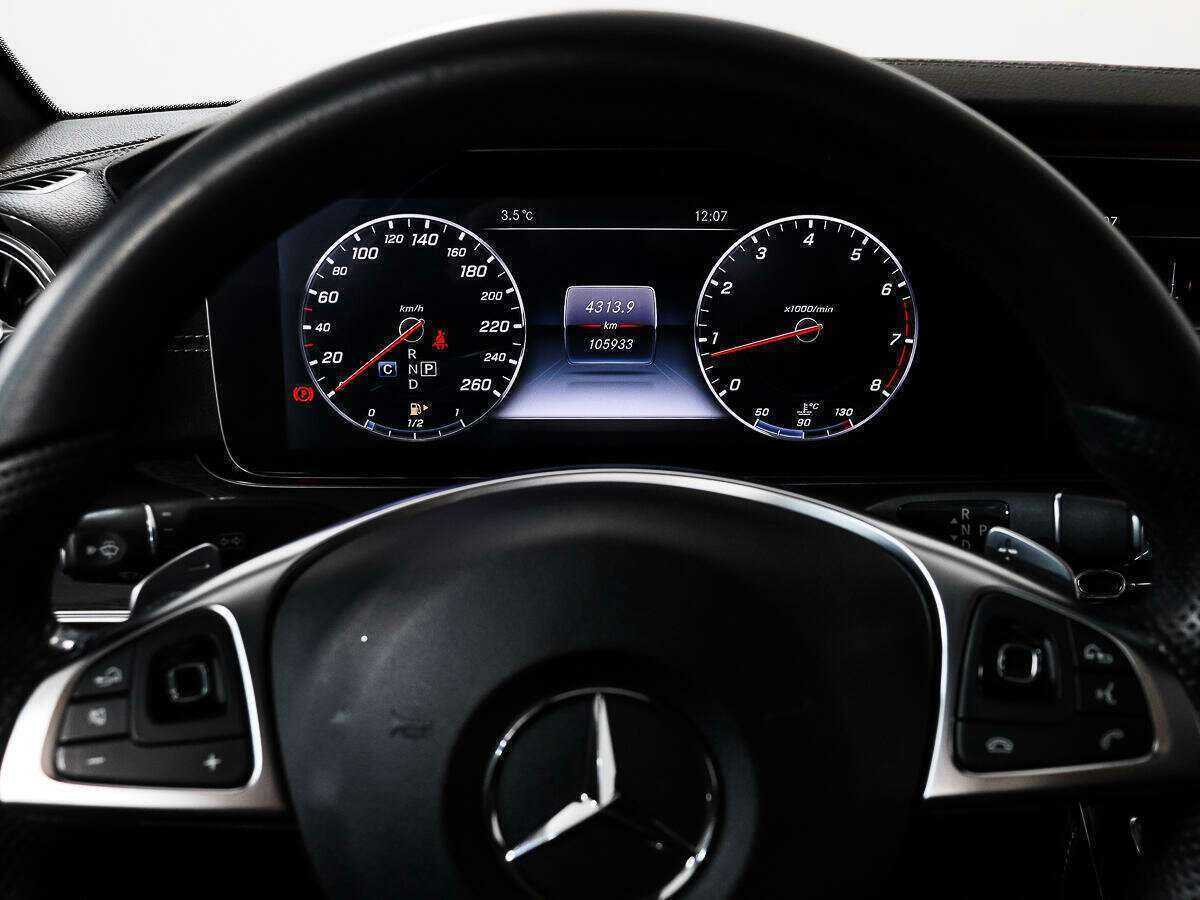 Mercedes-Benz E-Класс 2017