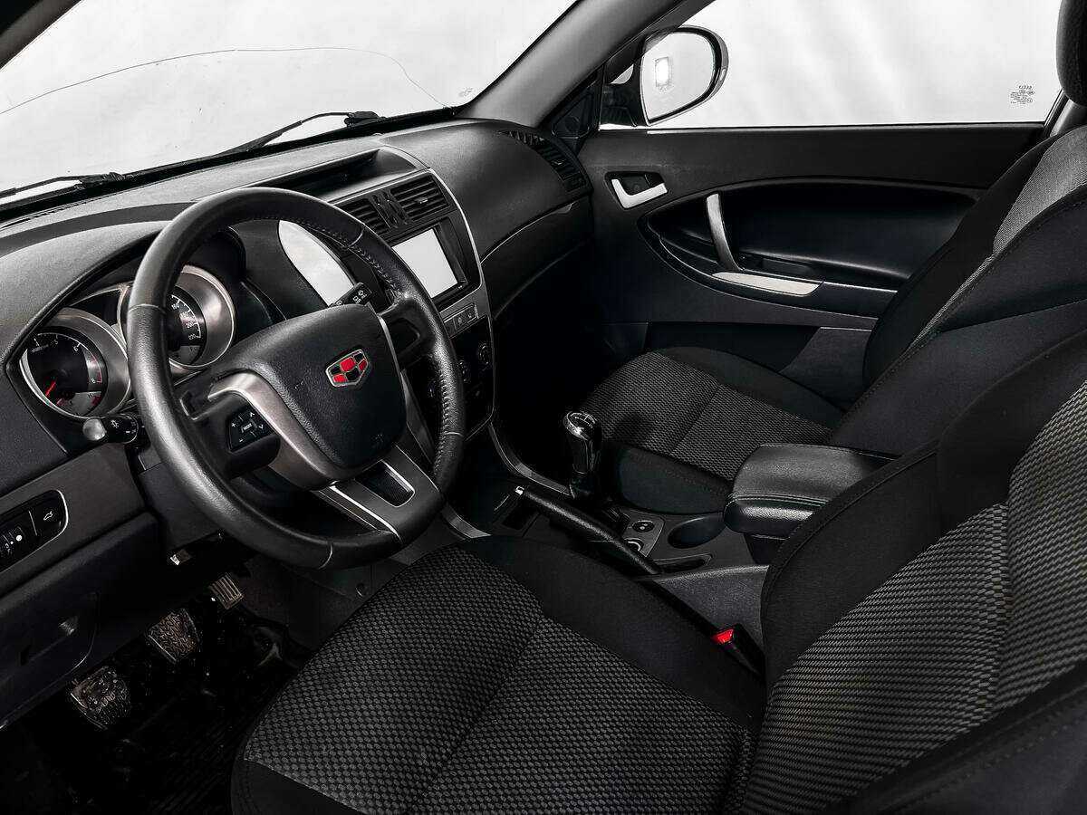 Geely Emgrand X7 2015