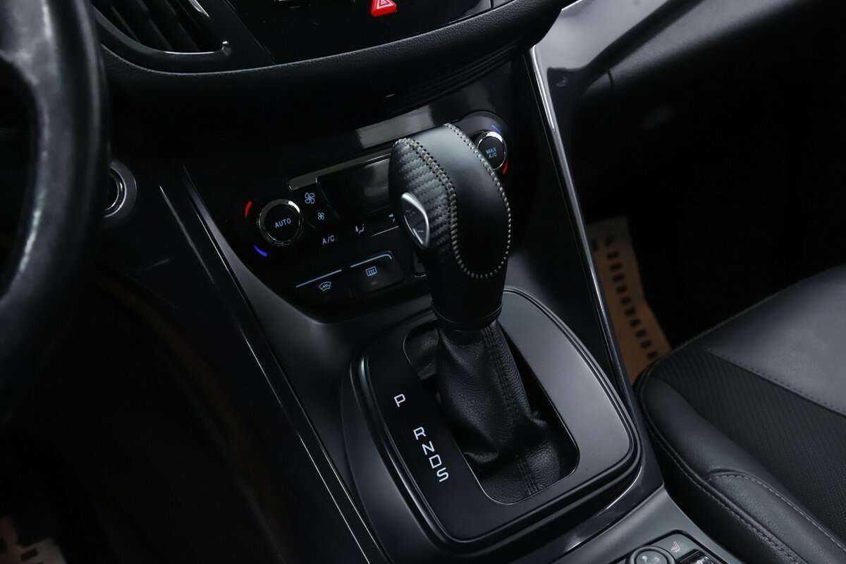 Ford Kuga 2016