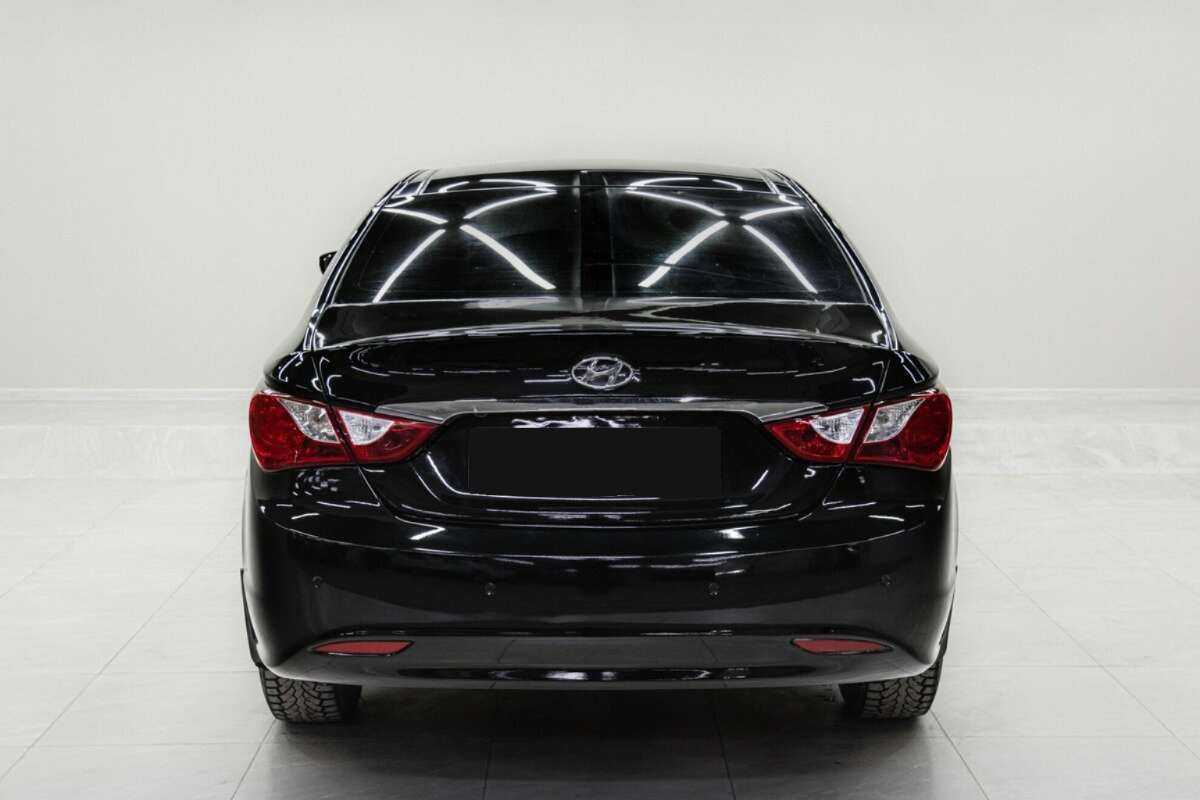 Hyundai Sonata 2011