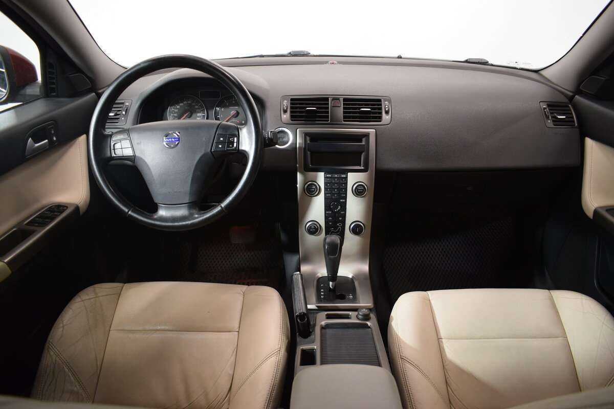 Volvo S40 2010