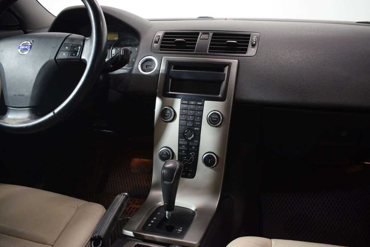 Volvo S40 2010