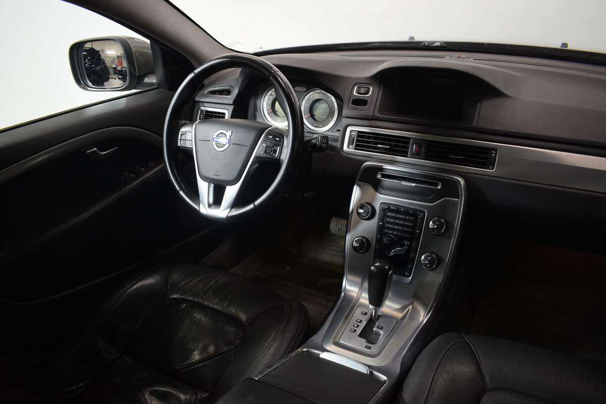 Volvo XC70 2012