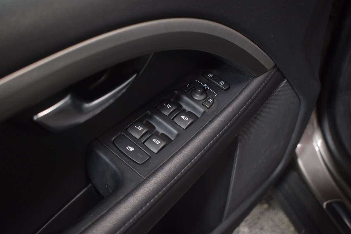 Volvo XC70 2012