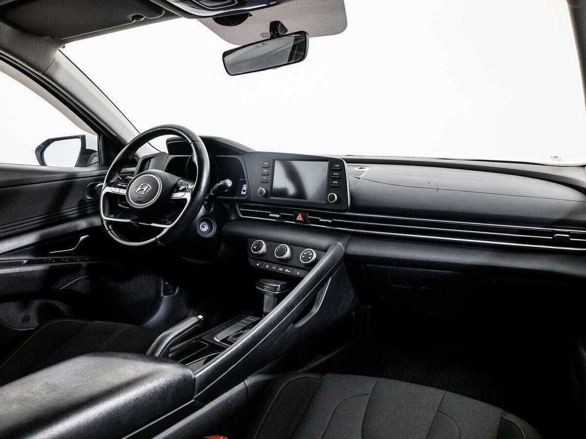 Hyundai Elantra 2020