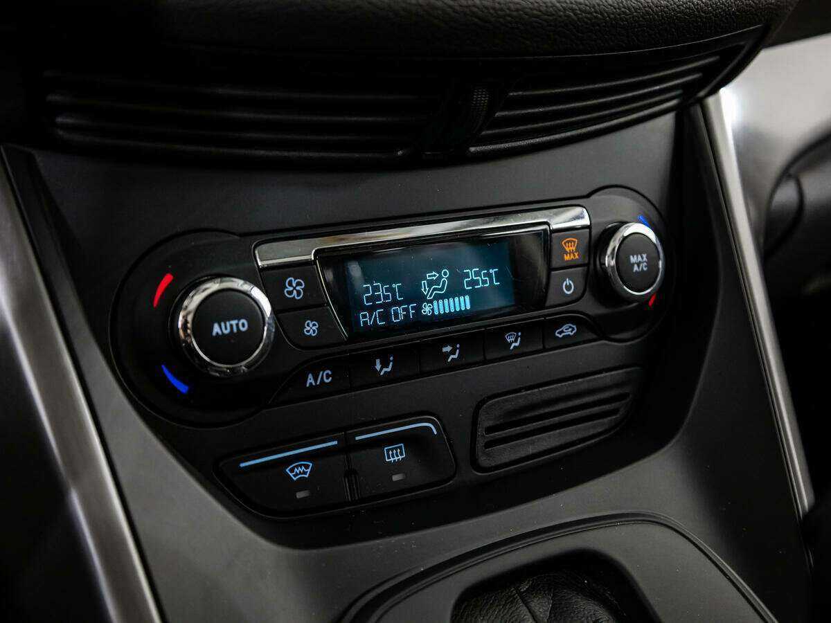 Ford Kuga 2016