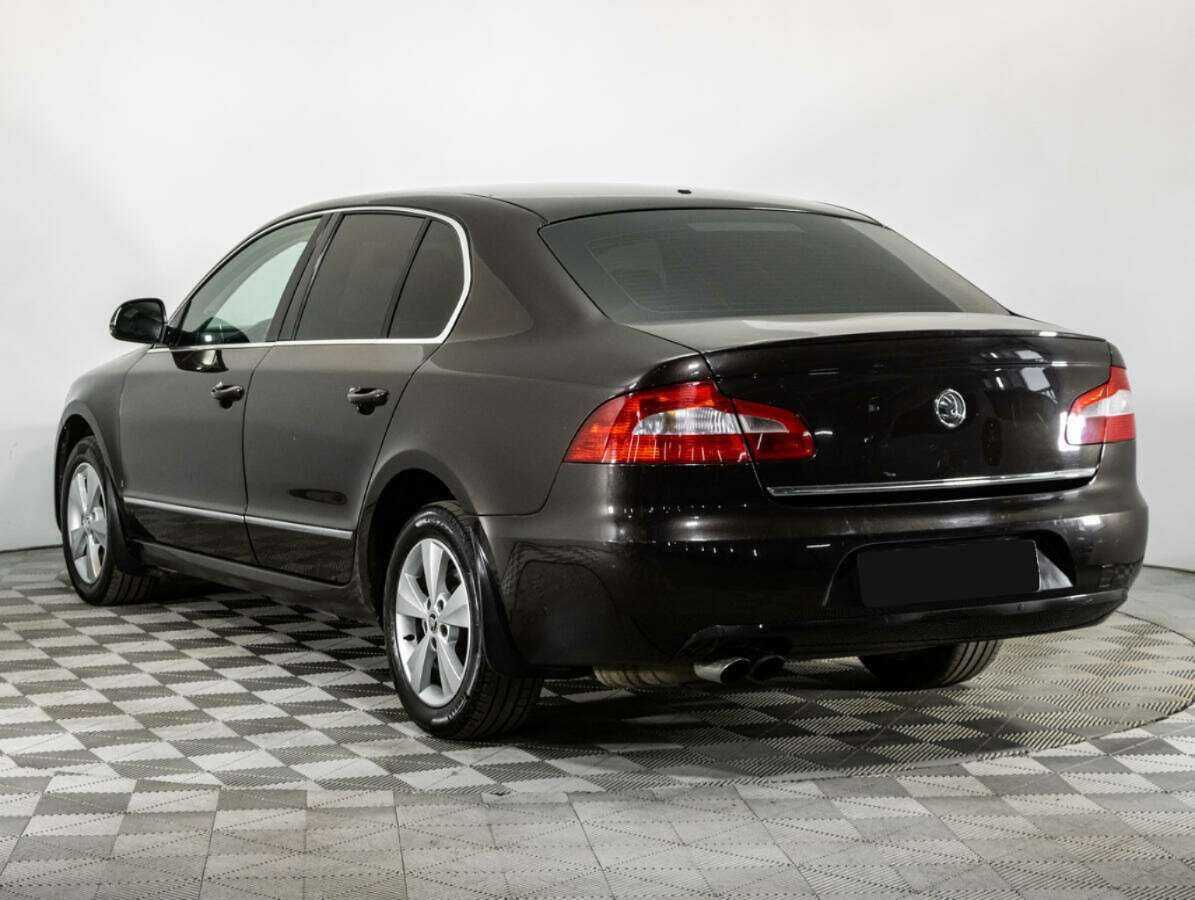 Skoda Superb 2012