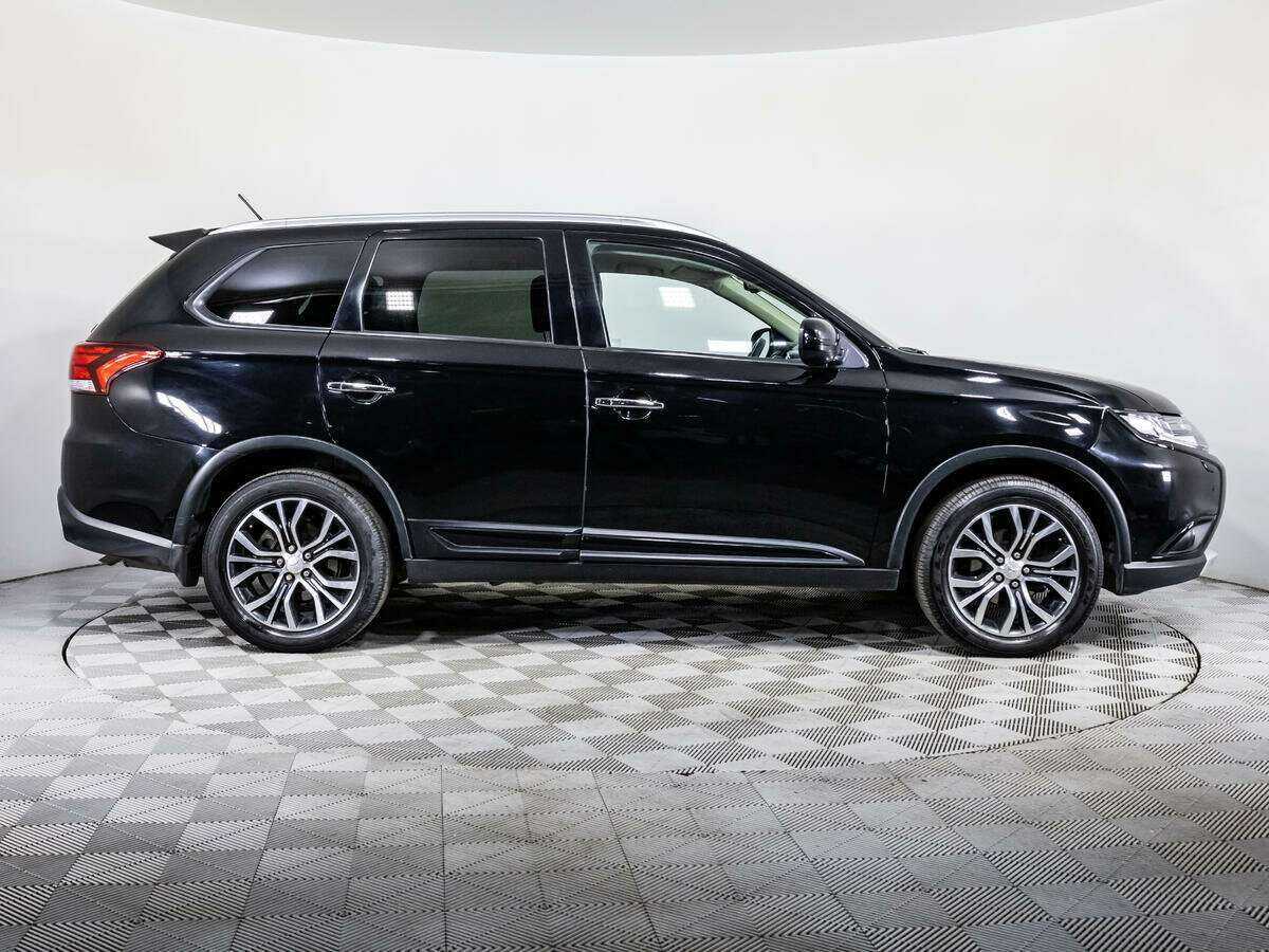 Mitsubishi Outlander 2016