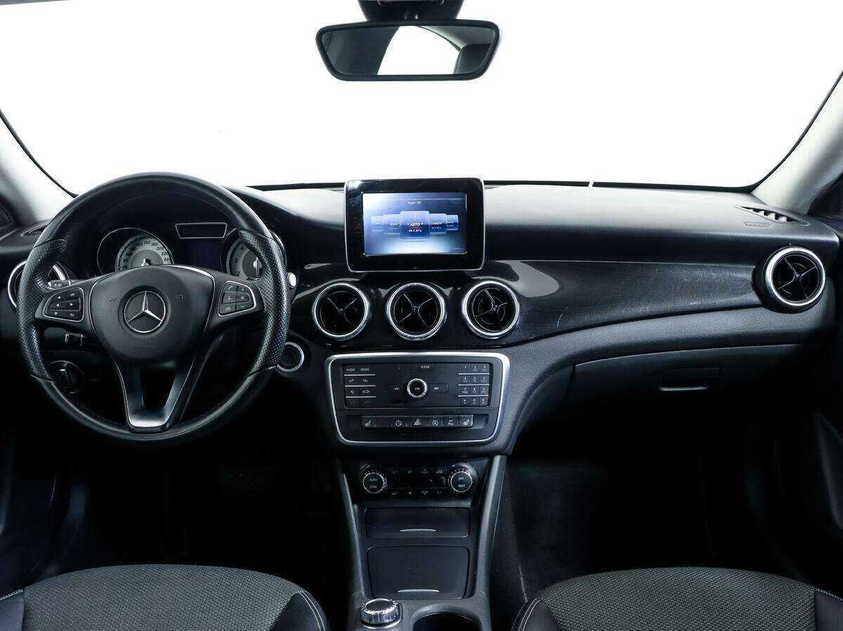 Mercedes-Benz CLA 2015