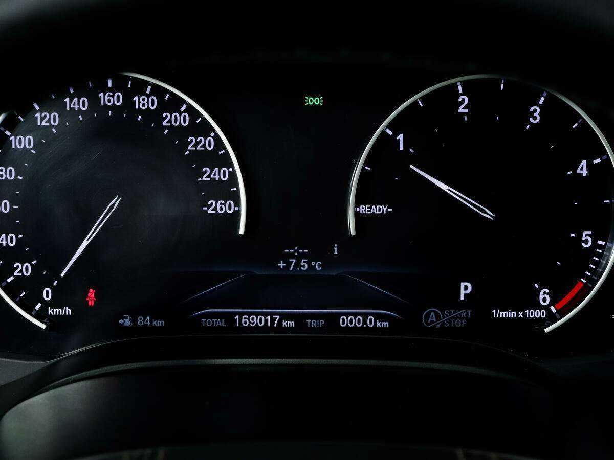 BMW 5 серии 2019